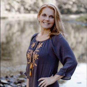 Meet your Posher, Regina